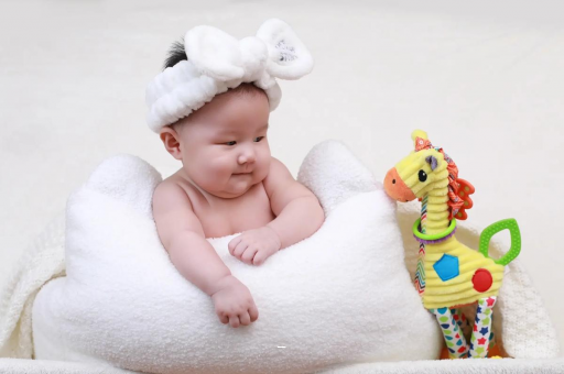 鹤壁宝宝几个月翻身